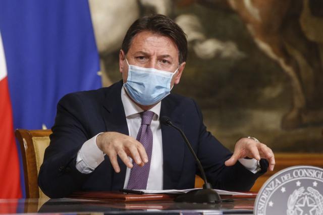 Coronavirus, verso il decreto ristori bis: '2 miliardi di euro'