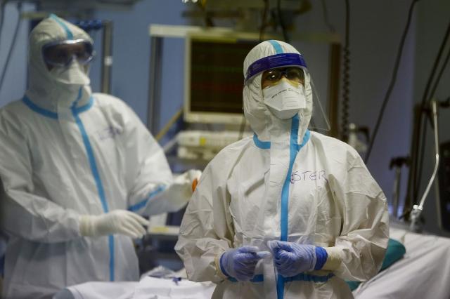 Coronavirus, Pal&ugrave;: 'Gli anticorpi monoclonali fanno guarire i malati in 48 ore'