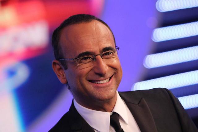 Carlo Conti sfida Maria De Filippi ancora, Affari Tuoi non chiude 