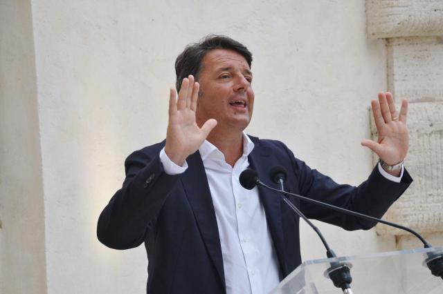 Governo, ultima chiamata di Conte a Renzi. Leader Iv: 'Basta immobilismo'