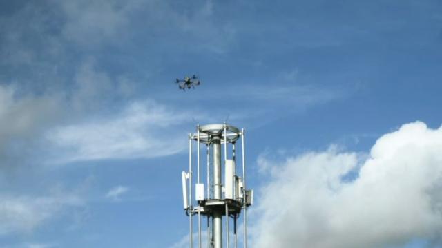 Svezia, avvistati droni in volo sulle tre centrali nucleari e sul Parlamento