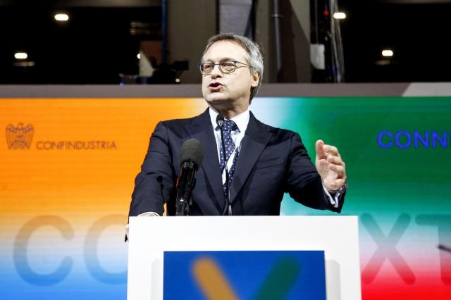 Confindustria, le ripercussioni della pandemia sull'economia italiana: si rischia una seconda recessione a causa delle misure restrittive