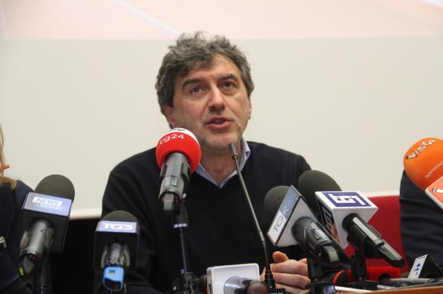 Scontro Conte - Governatori: 'Metodo sovietico: ecco come Conte tratta le Regioni'