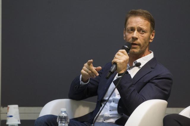 Rocco Siffredi rivela: "A 57 anni sono a disagio di fronte alle ventenni"