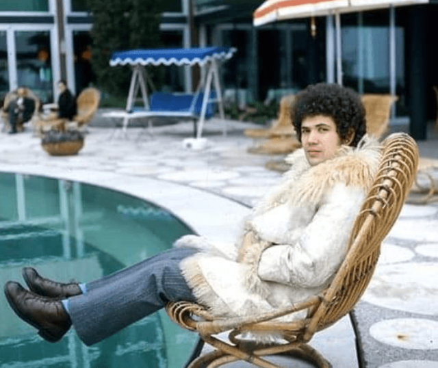 Lucio Battisti 'sorvegliato dai servizi segreti italiani e Usa: sospettavano che finanziasse...' CLAMOROSO