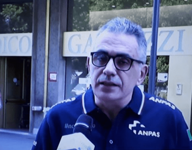 Coronavirus, Pregliasco: 'Prepararsi a terza ondata a febbraio. Non possiamo permetterci il lockdown'