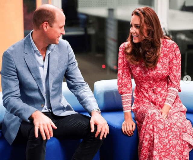 Royal Family, rivelazione choc su principe William: 'STANZA SEGRETA per ALCOL e DONNE A PAGAMENTO'