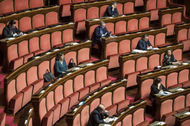 Crisi governo, preoccupazione PD: rischio voto anticipato