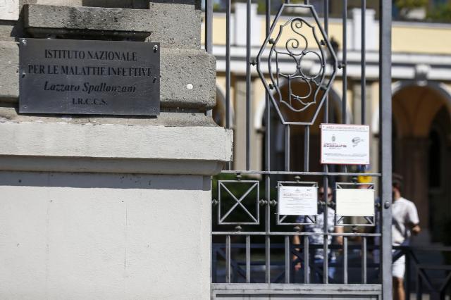 Variante Covid pi&ugrave; aggressiva? Spallanzani: 'Finora no alterazioni preoccupanti'