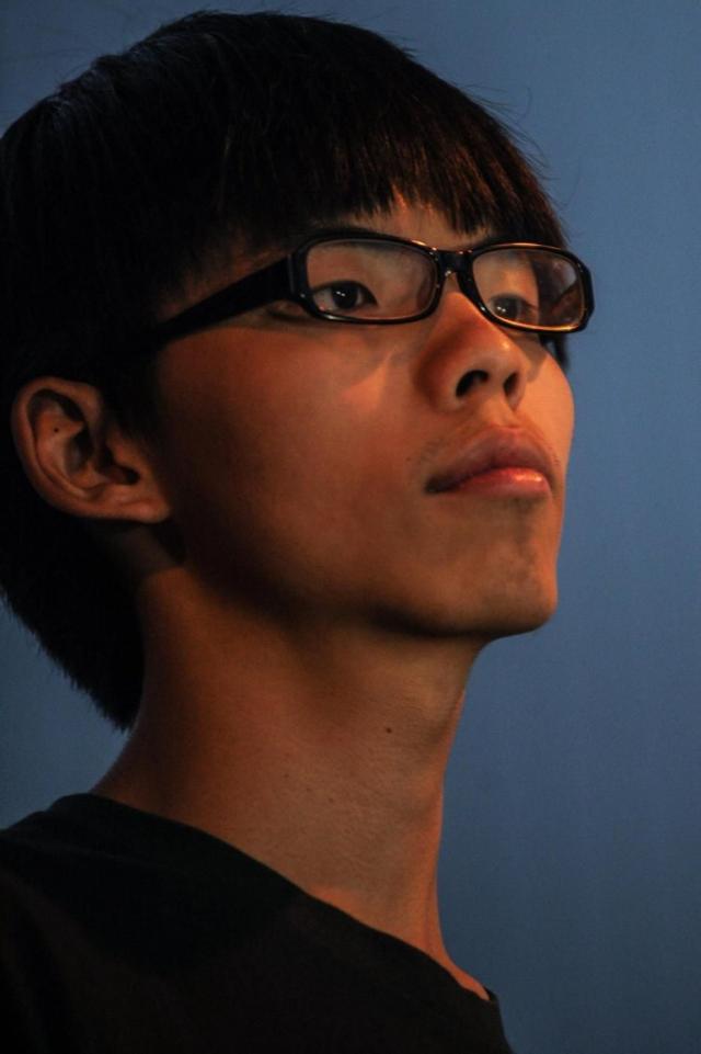 Hong Kong, attivista Joshua Wong condannato a 13,5 mesi di carcere