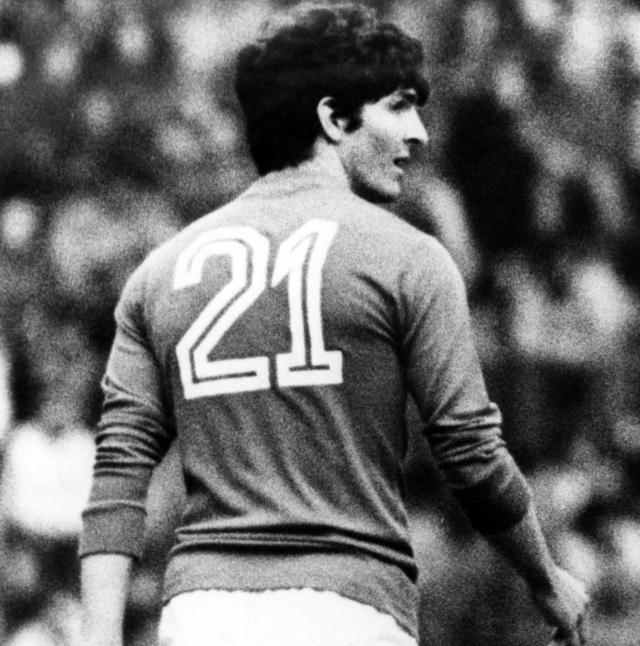 Paolo Rossi, gloria eterna al campione del mondiale '82: addio Pablito