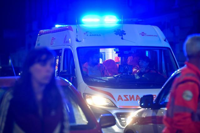 Milano, medico 65enne sgozzato in strada. E' caccia al Killer