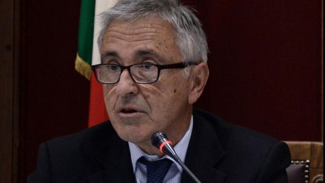 Arresti ex aspi: revocati i domiciliari a Castellucci. Disposta l'interdizione