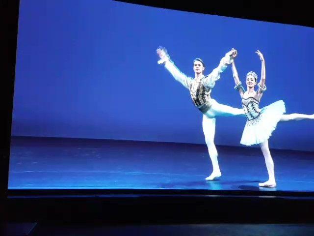 Teatro alla Scala, Prima 2020- Lo Schiaccianoci-Adagio dal Grand pas de deux-Manni e Andrijaschenko