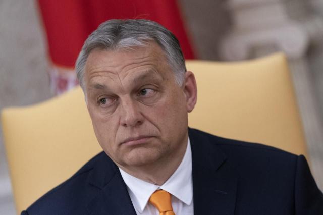 Elezioni 2022, vittoria centrodestra: Orban si congratula, Le Pen: "L'Italia d&agrave; una lezione alla Ue"