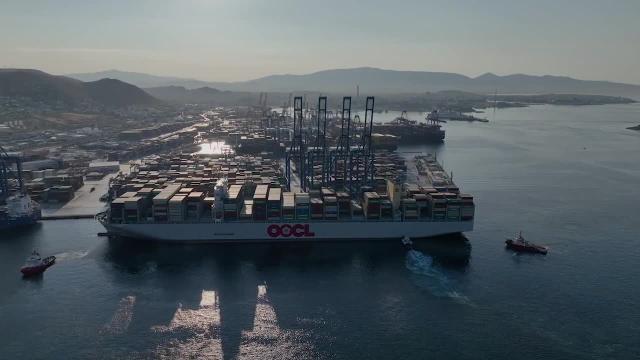 Grecia: pi&ugrave; grande porto del Pireo prospera attraverso cooperazione BRI
Porto registra notevoli cambiamenti, grandi investimenti dopo acquisizione da parte di COSCO Shipping