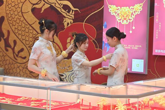 Cina: produzione, consumo di oro in aumento in primi nove mesi 2023