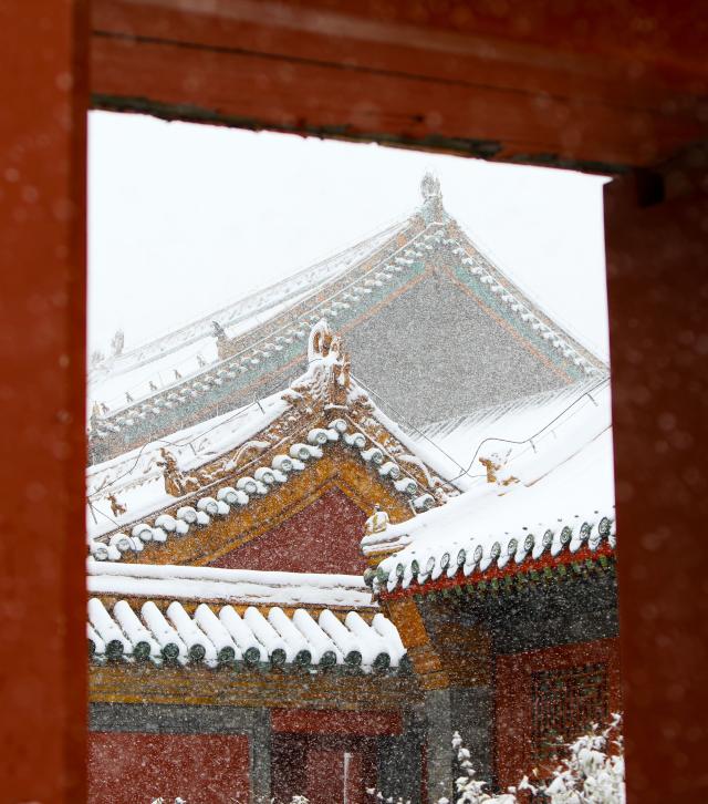 Cina: Shenyang, Palazzo imperiale innevato (3)