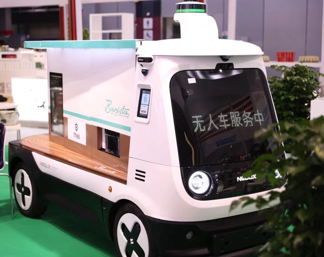 Cina-Italia: Neolix, Rhea presentano stazione mobile per caff&egrave; senza conducente