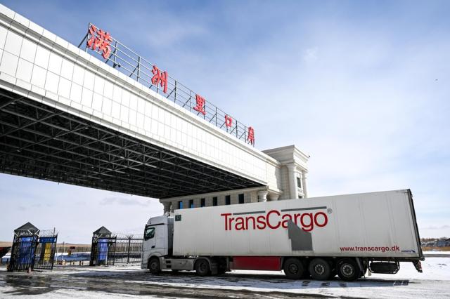 Cina: maggior porto terrestre nazionale registra aumento traffico merci