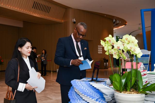 Sito del World Media Summit iniziato oggi a Guangdong (2)