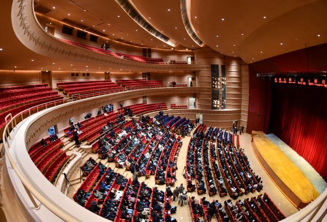 Cina: in funzione il gran teatro dello Xizang a Lhasa (3)