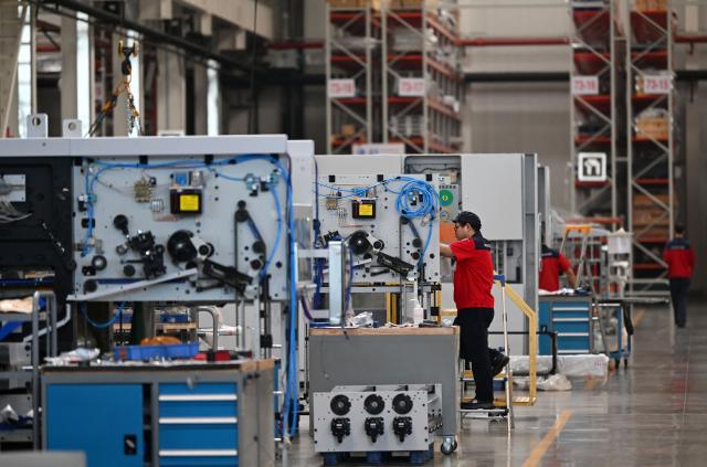 Cina: industria macchinari, costante espansione nei primi 11 mesi