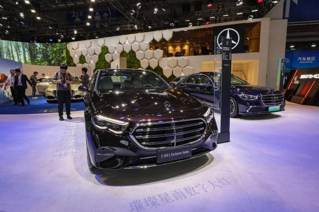 Mercedes-Benz registra forte crescita vendite NEV in Cina nel 2023