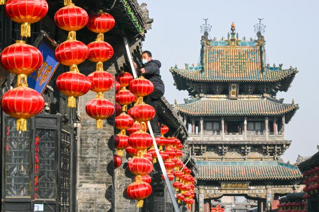 Cina: decorazioni per la Festa di primavera in tutto il Paese (1)