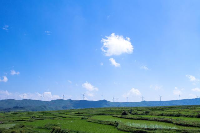 Cina: Guizhou, generata energia eolica, fotovoltaica record nel 2023