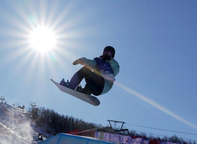 Atleti cinesi dei giochi nazionali guardano a Olimpiadi invernali 2026