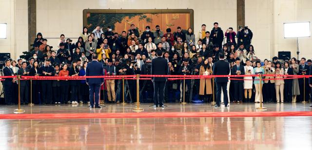 Cina: Pechino, intervista a membri di 14mo Comitato nazionale di CPPCC