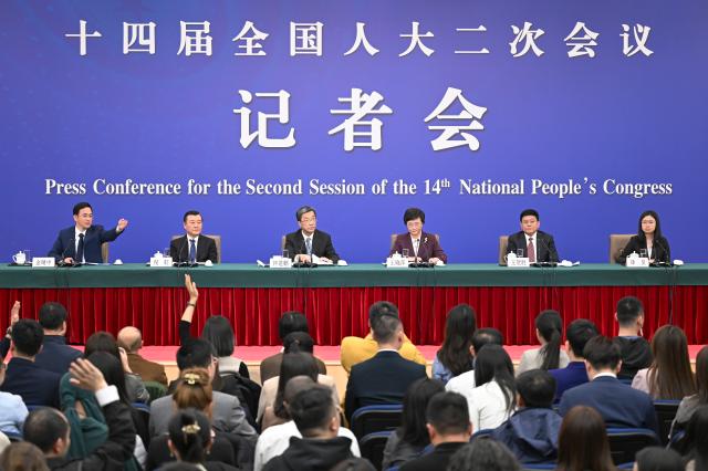 Cina: conferenza stampa sul sostentamento persone della seconda sessione 14ma NPC (2)