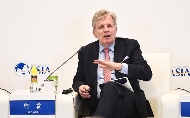 Cina: Hainan, tavola rotonda al Boao Forum for Asia 2024 (1)