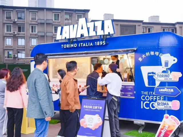Cina: Lavazza lancia primo food truck a Chengdu
