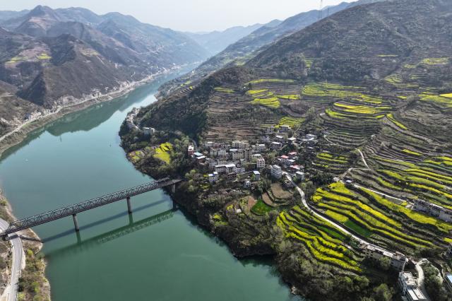Cina: Shaanxi, paesaggio primaverile a Gouyuan
