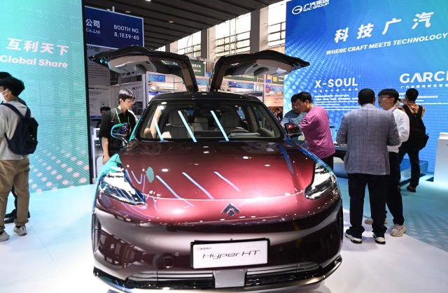 Cina: NEV esposti a Fiera di Canton a Guangzhou (2)