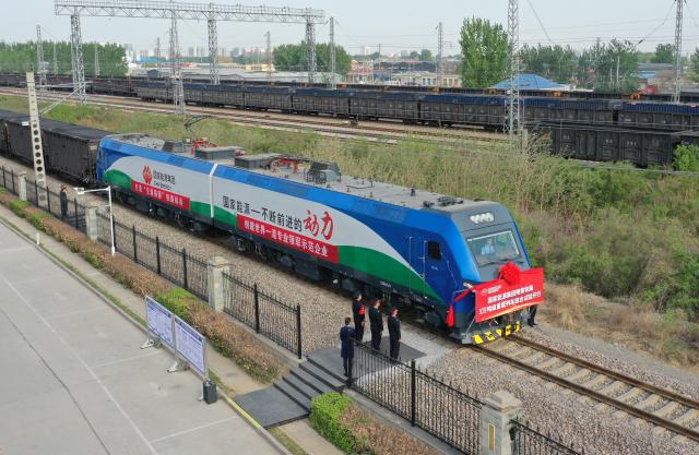 Cina collauda nuovo treno merci con la pi&ugrave; elevata capacit&agrave; di carico