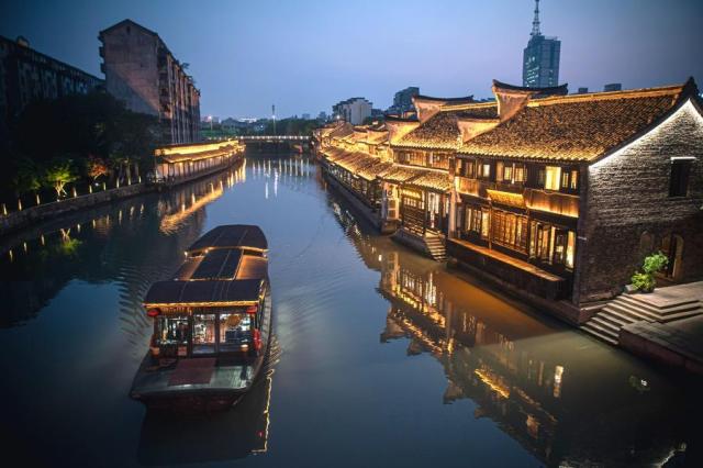 Cina: Zhejiang, antica citt&agrave; d'acqua si reinventa per accogliere turisti