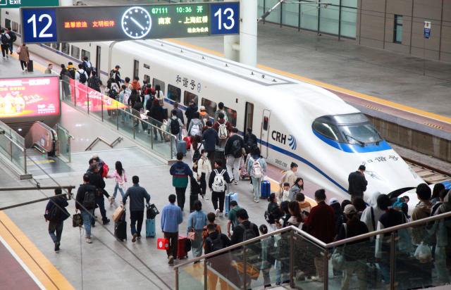 Cina: primo maggio, previsti 18,65 mln viaggi ferroviari nell'ultimo giorno di vacanza