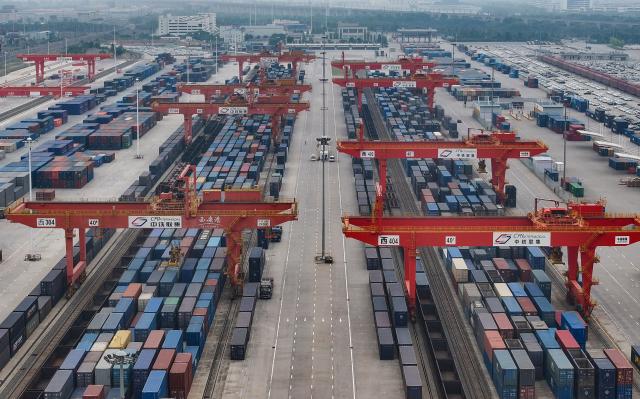 Trasporti: effettuati oltre 90.000 viaggi di treni merci Cina-Europa