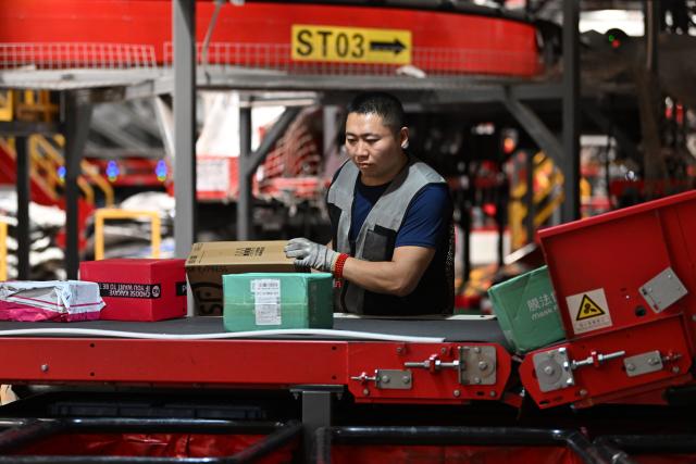 Cina: festival dello shopping di met&agrave; anno (2)