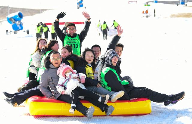 Cina: festival turistico a tema ghiaccio e neve a Ulanqab