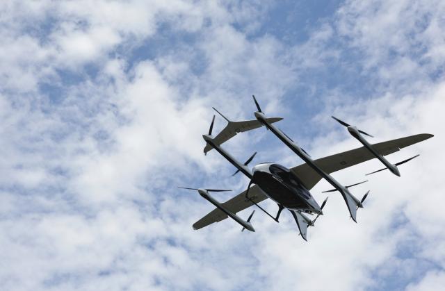 Cina: Jiangsu, consegna dell'eVTOL V2000CG CarryAll (1)