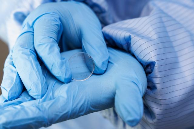 Cina: approva nuove richieste di istituti di ricerca su campioni lunari