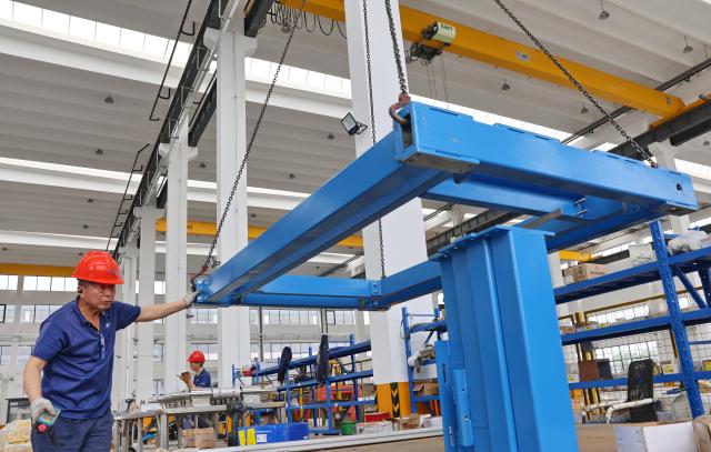 Cina: crescita costante di imprese private, a investimento estero in H1