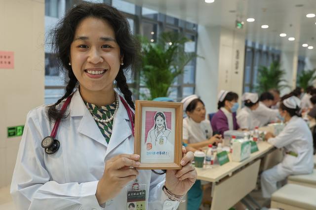 Cina: evento a Pechino per celebrare ottava Giornata dei Medici (1)