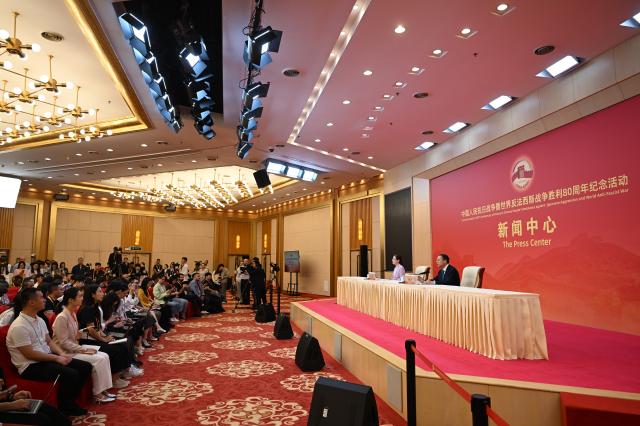 Cina: centro stampa per commemorazione per V-Day tiene conferenza stampa