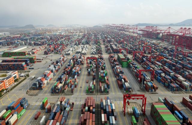 Cina: presenta iniziativa per promuovere corridoi marittimi verdi internazionali