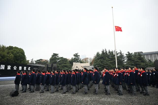 Cina: cerimonia nazionale in memoria delle vittime del Massacro di Nanchino (1)